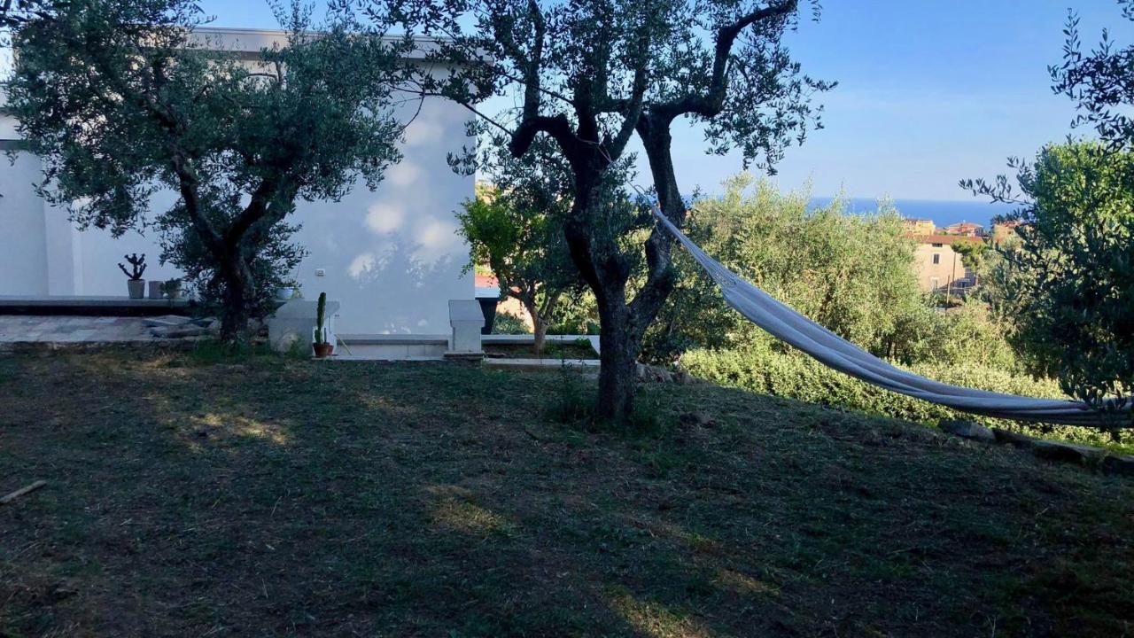 Nostos Casale Bed & Breakfast SantʼAgata sui Due Golfi Dış mekan fotoğraf
